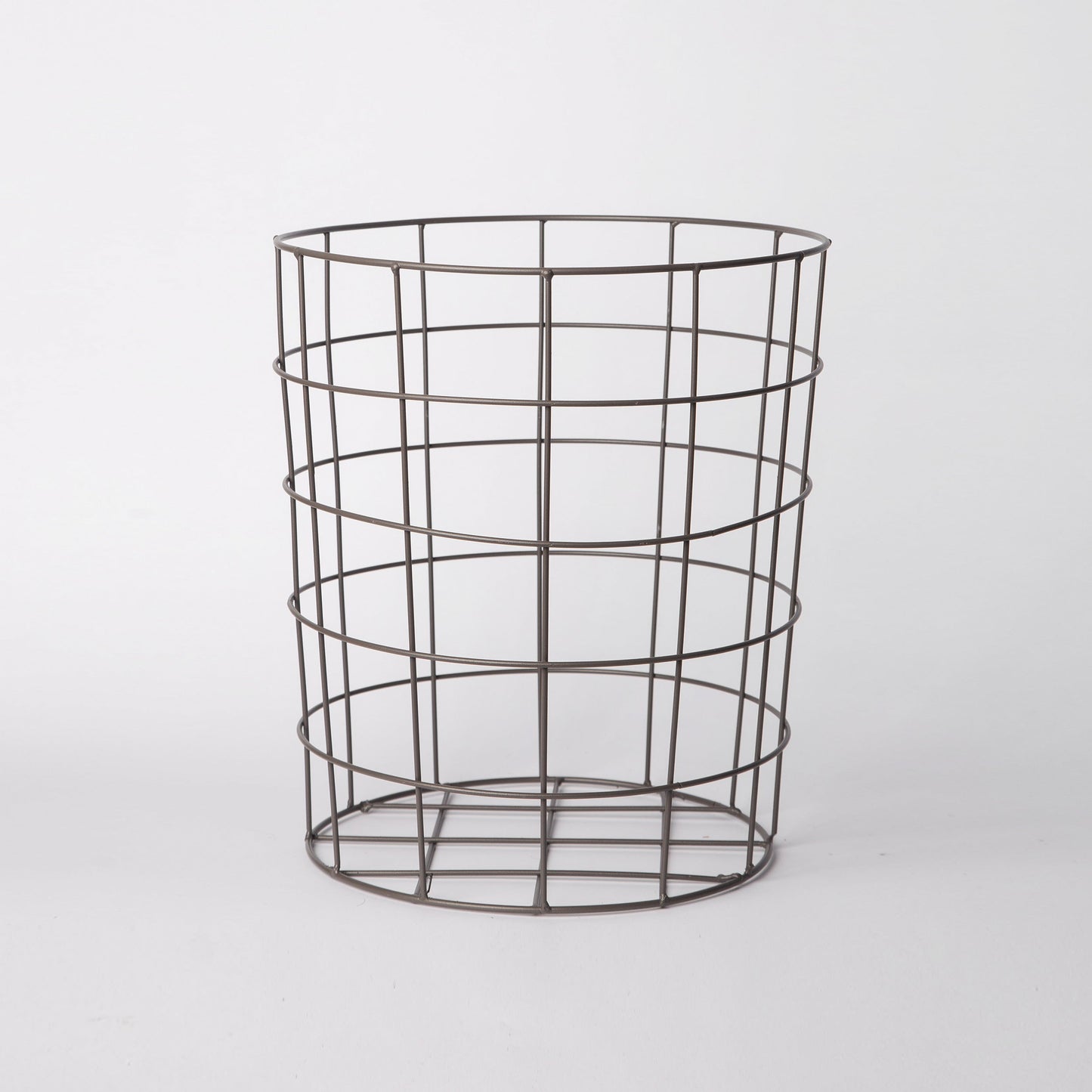 318 - Iron Basket